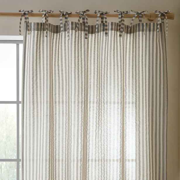 Šedý závěs 140x183 cm Zanzibar Woven Stripe – Pineapple Elephant