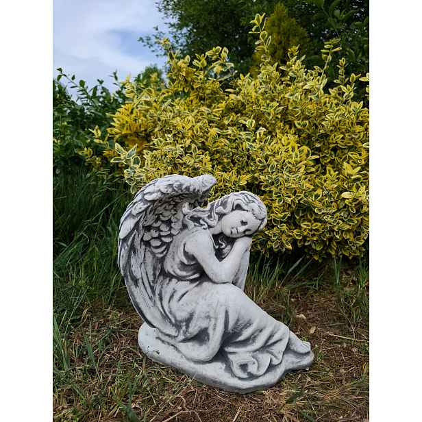 Betonová figurka Anděl zahradní figurky Anděl figurky z betonu
