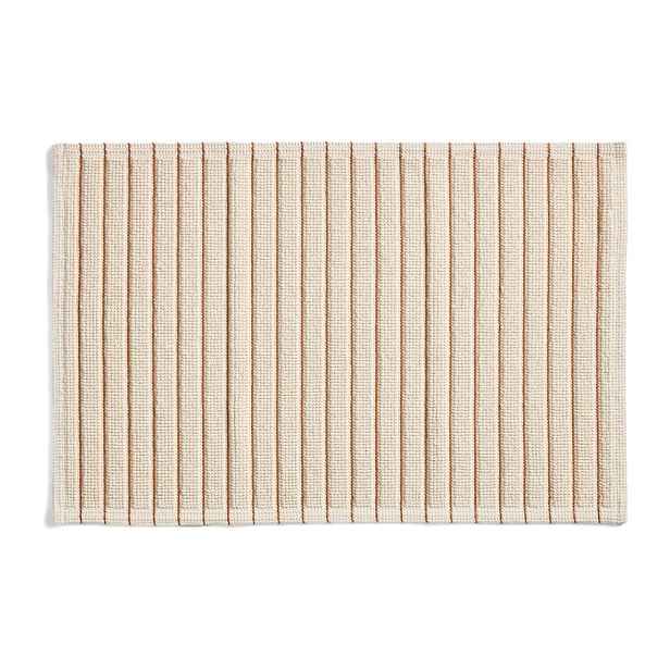 Oranžová/béžová textilní koupelnová předložka 50x80 cm Merade – Kave Home