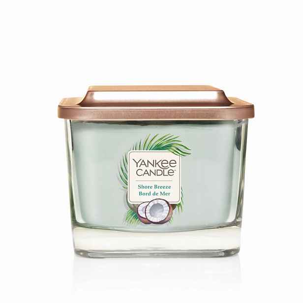 Tradiční sójová svíčka Yankee Candle Shore Breeze