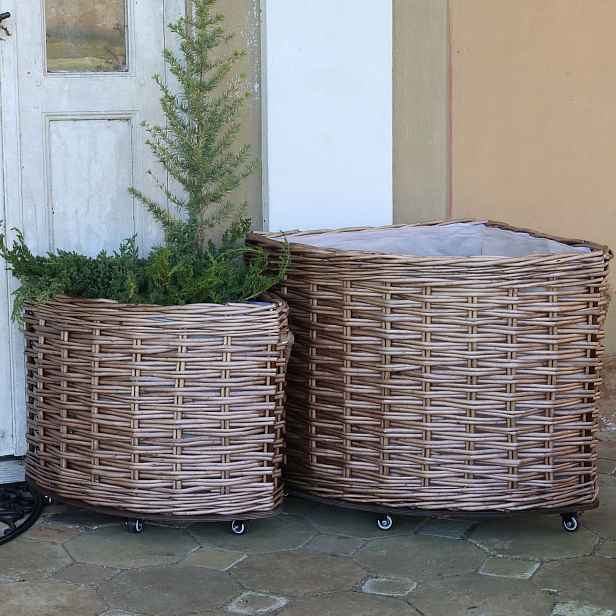 Sada 2ks hnědých rohových košů French Basket Nature s kolečky – 62*62*55/ 47*47*45 cm Chic Antique