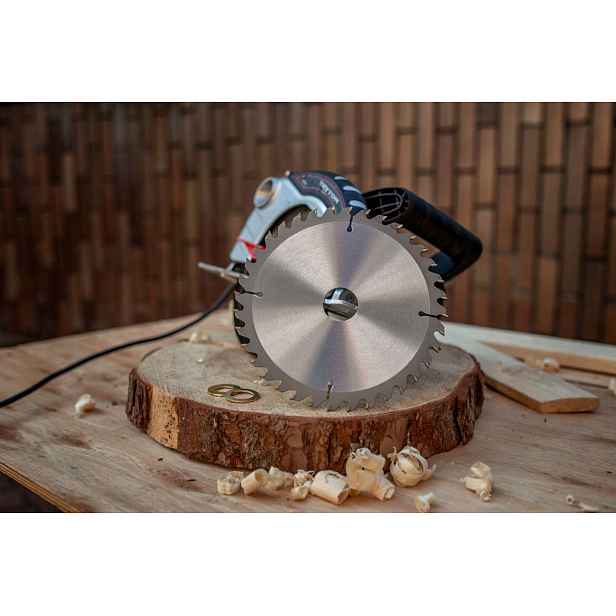 Kotoučová pila s karbidem na dřevo 300 mm 60 zubů Proline 84306