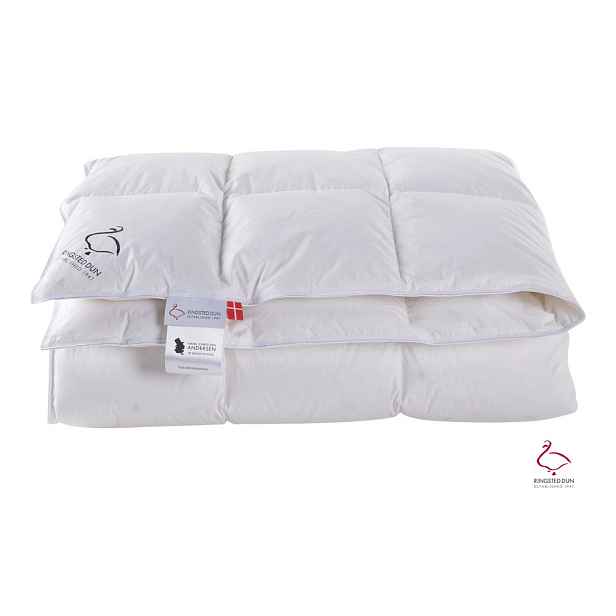 Zimní přikrývka s péřovou výplní 200x140 cm Snow Queen – Ringsted Dun