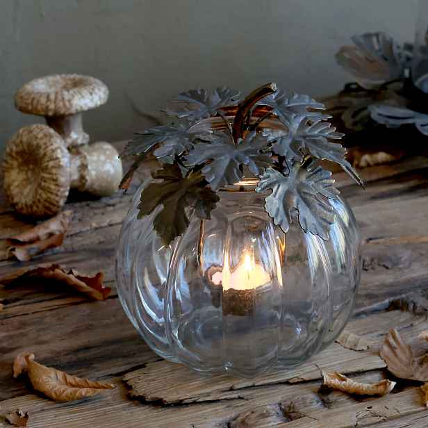 Skleněná lucerna ve tvaru dýně Hurricane Pumpkin na čajovou svíčku – Ø 14,5*17,5 cm Chic Antique