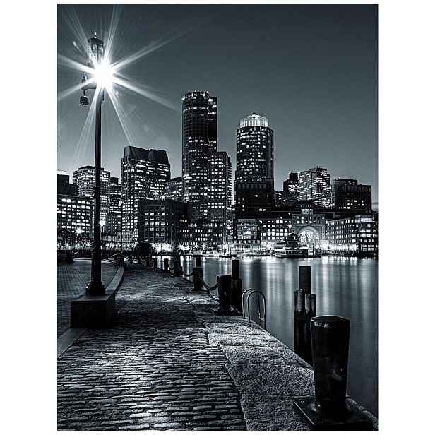 Fototapeta Město V Noci New York Černobílá Vertikální Tapeta 184x254
