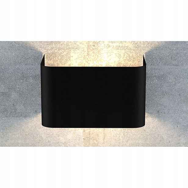 Černá nástěnná lampa kovová horní část a minimalistický design do obývacího pokoje Emibig