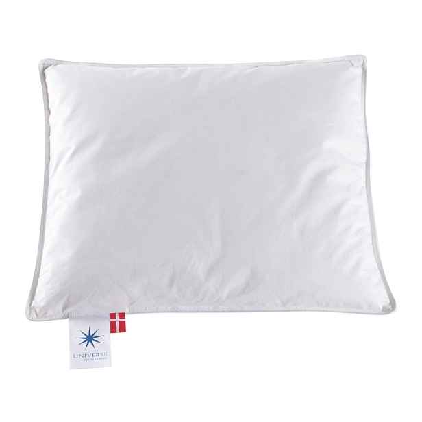 Dětský polštář s péřovou výplní 40x45 cm Capella Junior – Universe of Sleeping