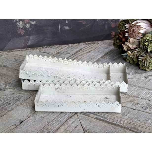 Set 3ks krémový antik kovový podnos s patinou Flowre - 40*18*5cm Chic Antique