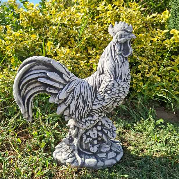 Betonová figurka Kohout figurky do zahrady betonové ozdoby