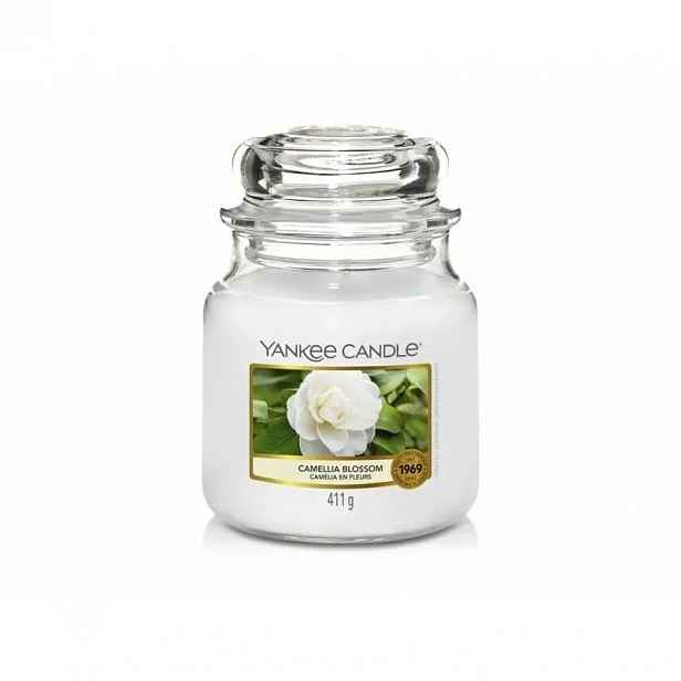 Tradiční parafínová svíčka Camellia Blossom Yankee Candle 411 g