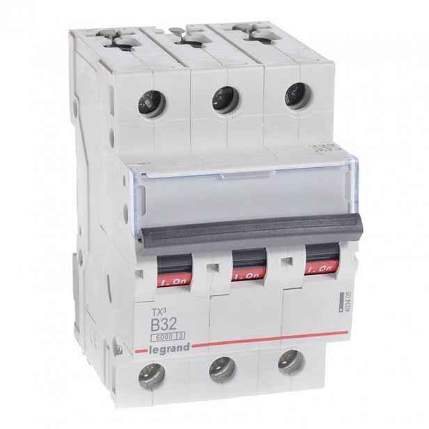 Nadproudový spínač S303 TX3 B32 Legrand