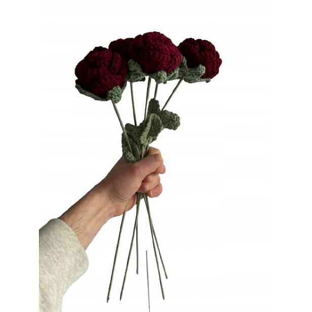 Kytice pěti 5 růží Háčkované Květy Červené Růže Dárek Valentýna