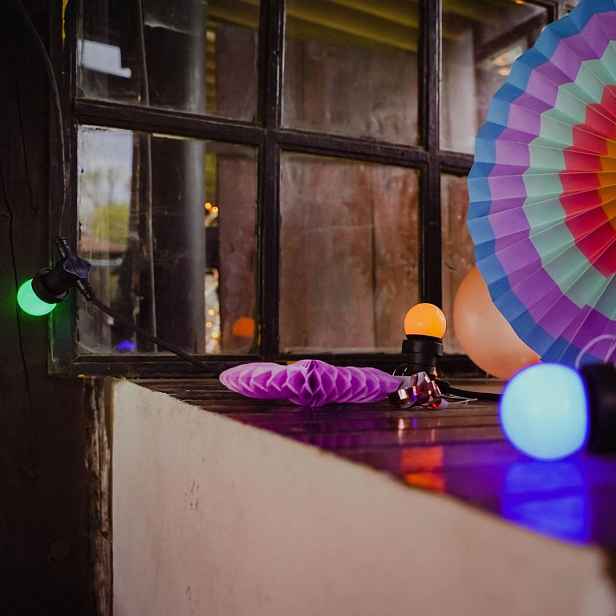 LED žárovka LBE, červená, 6 diod, patice E27, IP44