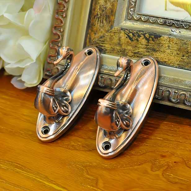 TEMU 2 ks Retro kovové nástěnné háčky ve tvaru labutě - Elegantní háčky na závěsy, tradiční styl, snadná instalace, dekorativní oválný design se