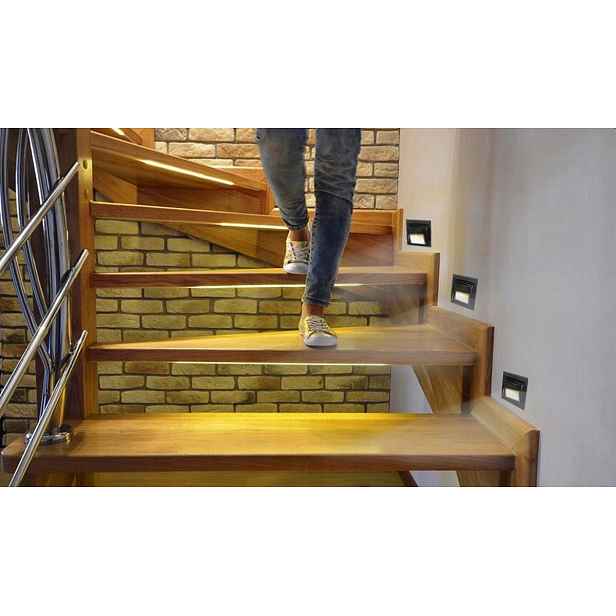 Sada osvětlení schodů Halogen Led 9x senzory