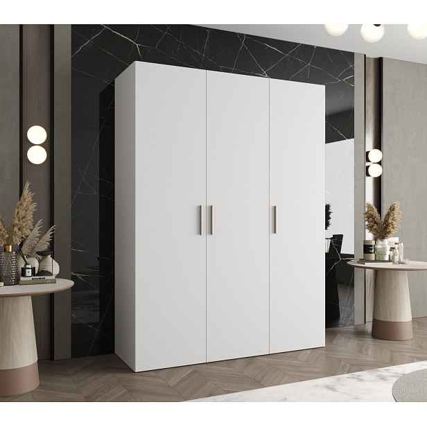 Prostorná šatní skříň HELMA 1 150 cm - bílá / stříbrné úchyty