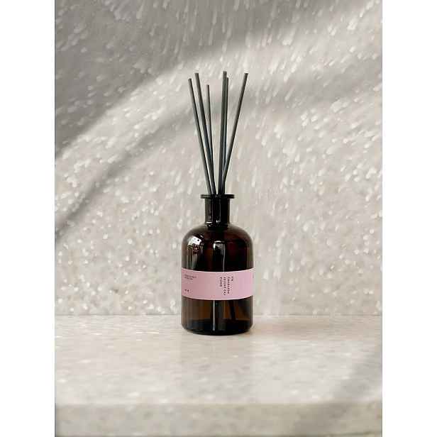 Difuzér #44 Chocolate, Fig, Musk – Perfumed Prague