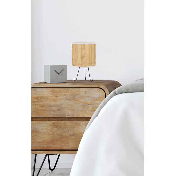 Stolní lampa s drátěnými nohami z borovice Adora