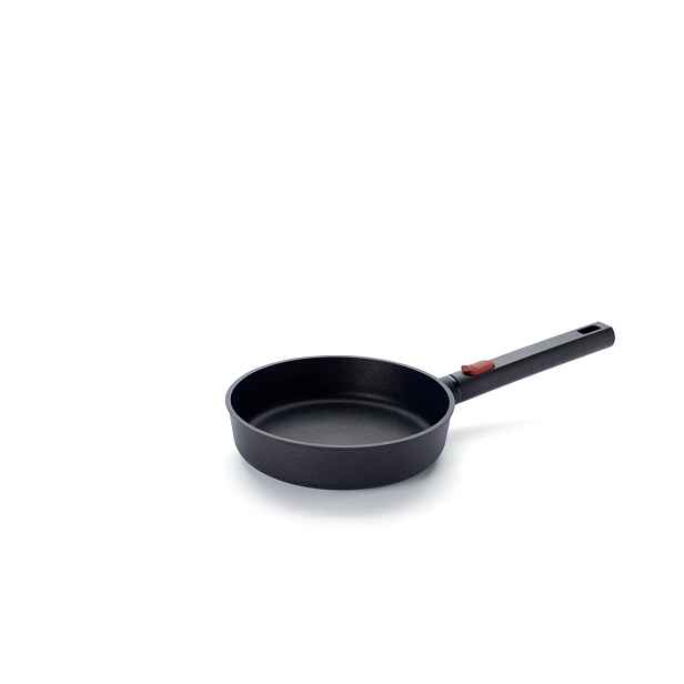 Woll Nepřilnavá pánev Eco Logic QXR s odnímatelnou rukojetí, 20 cm 1520LCI-Q