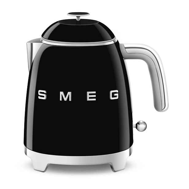 Černá rychlovarná konvice z nerezové oceli 800 ml Retro Style – SMEG