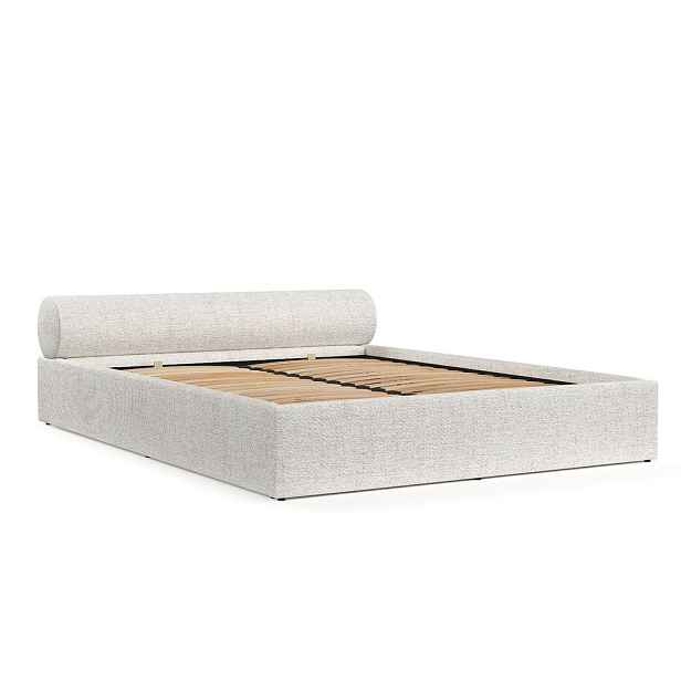 Krémová čalouněná dvoulůžková postel s úložným prostorem s roštem 180x200 cm Solvo – Maison de Rêve