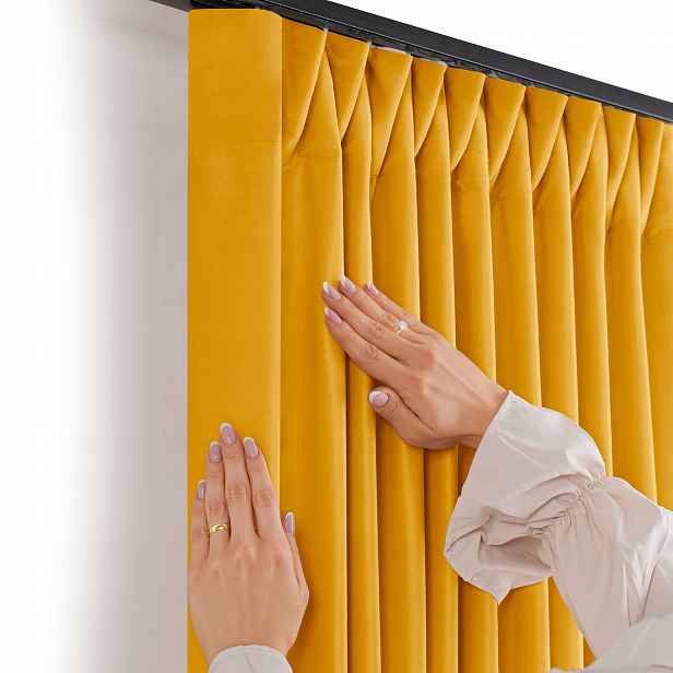 Filumi Závěs krátká velvetová matná řasící páska Hořčicová 140x160
