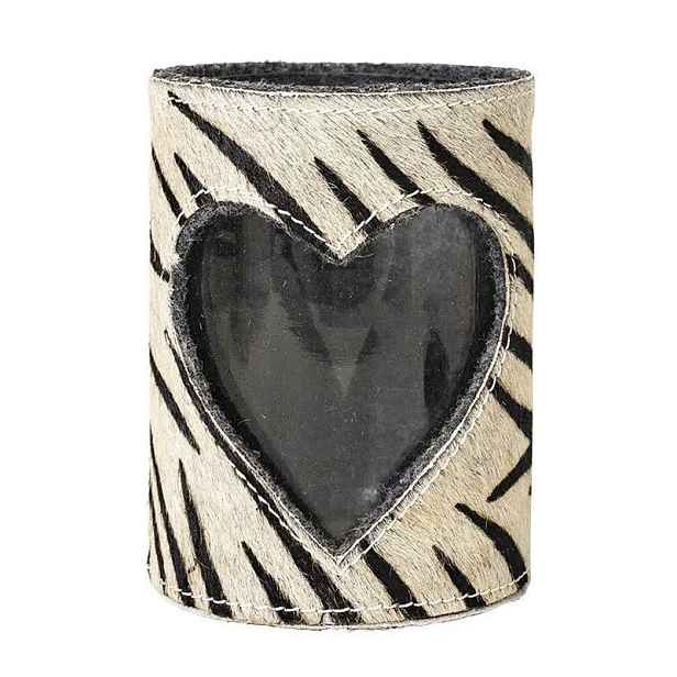 Svícen se srdcem zdobený kůží se vzorem Zebra - 11,5*11,5*16cm Mars & More