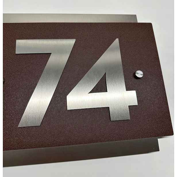Nerezové 3D číslo domu, Adresní tabulka Ocel, hnědé pozadí 20x30cm