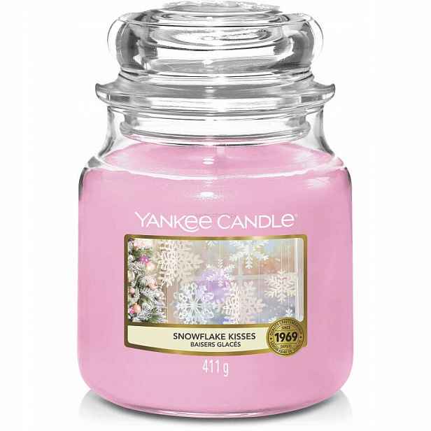 Vločkové polibky Yankee Candle střední vonná svíčka