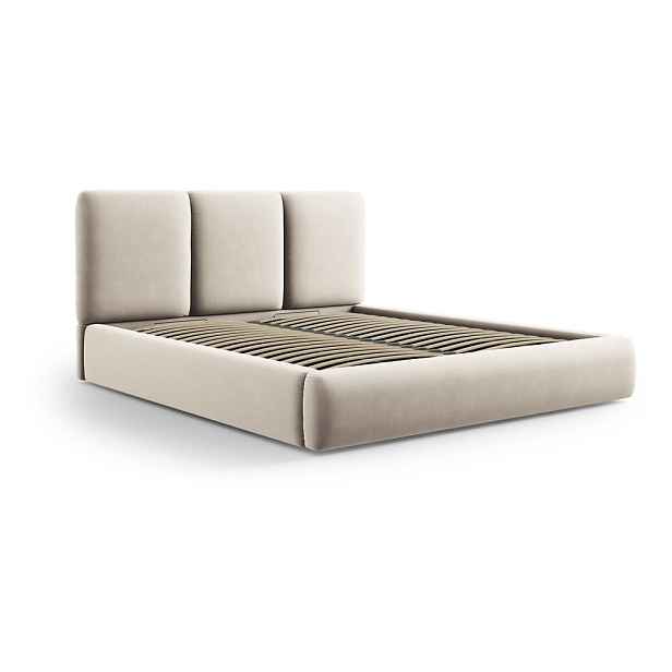 Krémová sametová čalouněná dvoulůžková postel s úložným prostorem s roštem 180x200 cm Brody – Mazzini Beds
