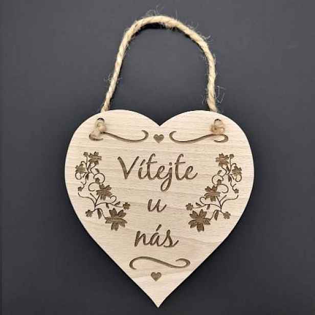 Cedule srdce Vítejte u nás dřevo 16cm