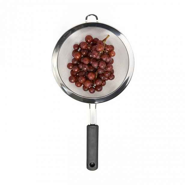 Síťové sítko Oxo Good Grips 20 cm, ocelový cedník