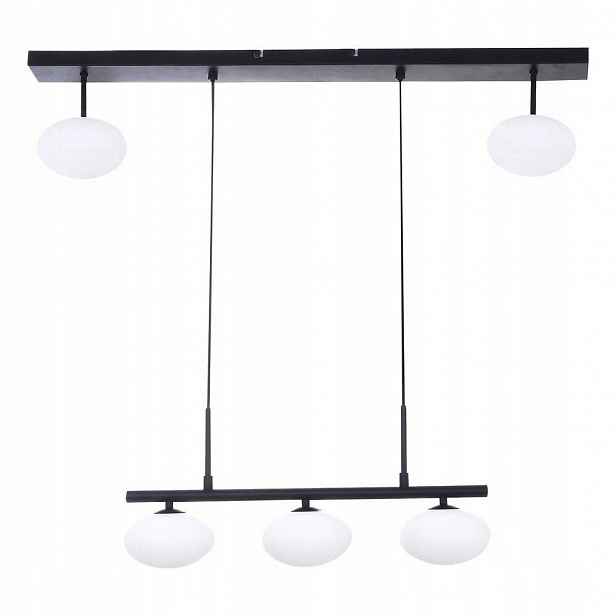 Pětibodová moderní závěsná lampa nad ostrovem