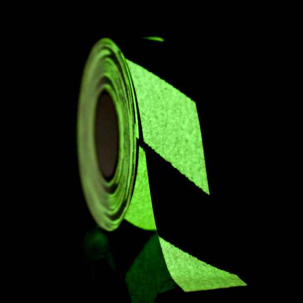 Protiskluzová páska Glowfix Hazard šrafovaná, 25 mm x 18 m