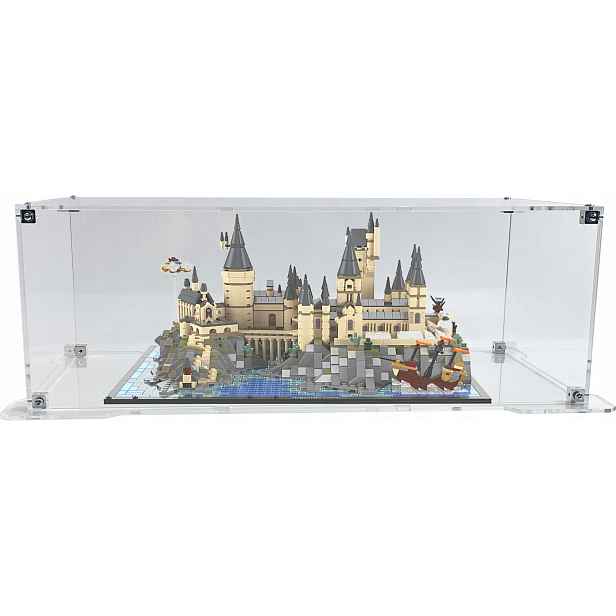 Vitrína s podstavcem Drewlandia pro stavebnici Lego 76419 Zámek Hogwarts a blána