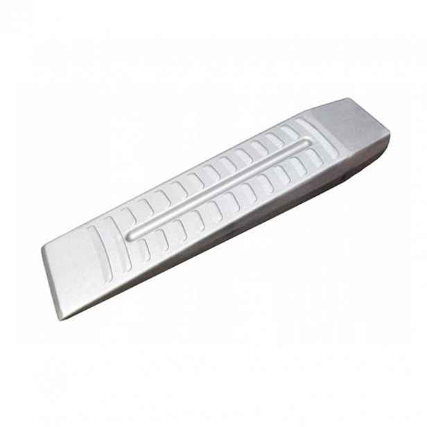 Hliníkový klín 500 g pro odřezky stromů 210x46x34 mm