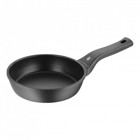 Černá pánev WMF Premium, ⌀ 20 cm