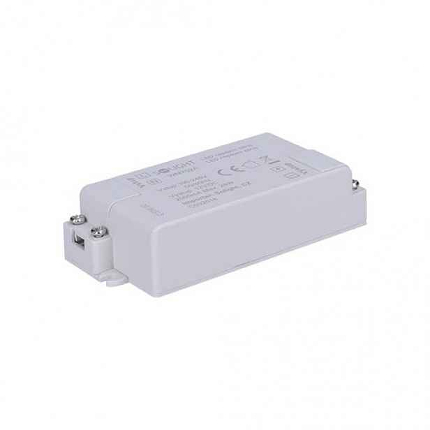 Zdroj Solight WM702A