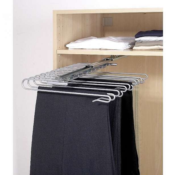 Vysouvatelný věšák na kalhoty Wenko Wardrobe