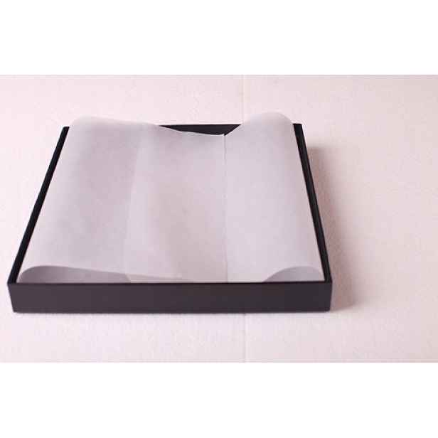 Bílý pergamen bez obsahu kyselin – 480 listů – 50 x 75 cm