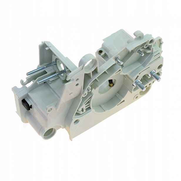 Kryt motoru Stihl MS180 (1130 020 3011)
