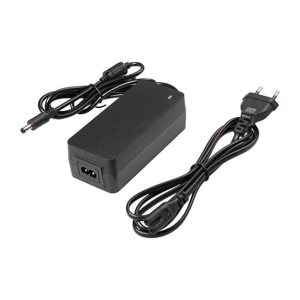 LED zdroj 24V 72W zásuvkový