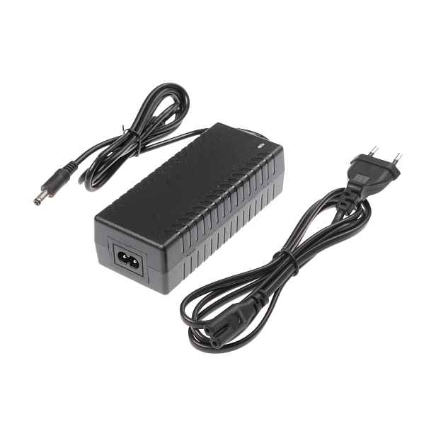 LED zdroj 24V 84W zásuvkový
