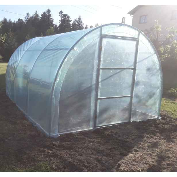 Fólie s zahřátým provázkem UV10 rozměr 8 m x 6,30 m 2026