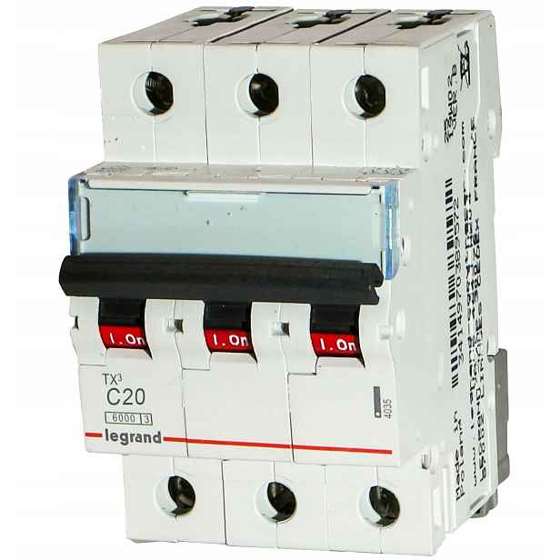 Nadproudový spínač Legrand 3P C 20A TX3 403546