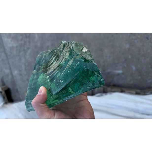 Sklo do zahrady zeleno tyrkysové 4 – 8 cm, 10 kg