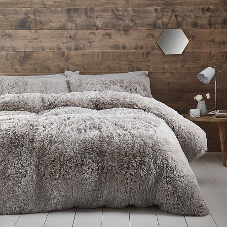 Světle šedé mikroplyšové povlečení Catherine Lansfield Cuddly, 200 x 200 cm