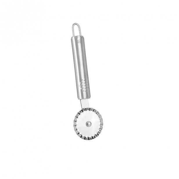 Zoubkovaný kráječ na těsto z nerezové oceli Metaltex Pastry, délka 19 cm