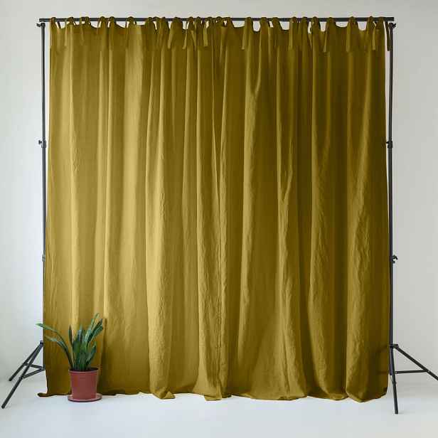 Okrově žlutý/zelený lněný závěs 140x250 cm Moss Green – Linen Tales