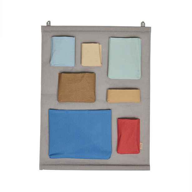 Šedý látkový závěsný organizér 60x2x80 cm Saga – OYOY Mini